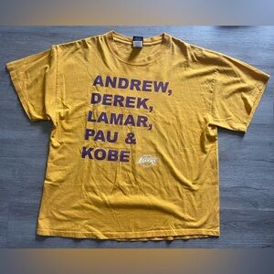 Los Angeles Lakers 2010 Roster Shirt Men’s XL UNK Kobe Pau Fisher Odom Bynum